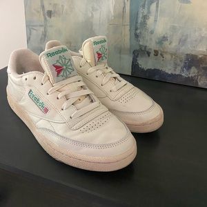 Reebok Club Mens 9 (fits 8)
